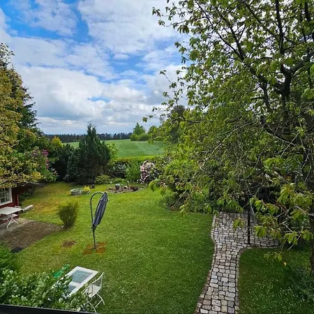 In Freilingen Mit Seenaehe Mitten In Der شاليه