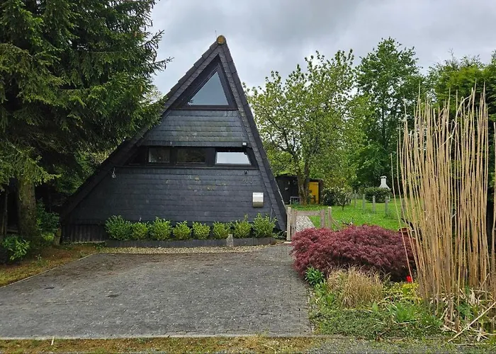 In Freilingen Mit Seenaehe Mitten In Der Chalet *